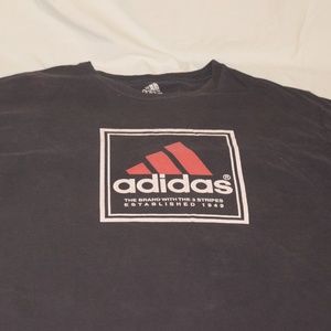 Adidas Mens Square Call Out Logo T Shirt  3 Stripe